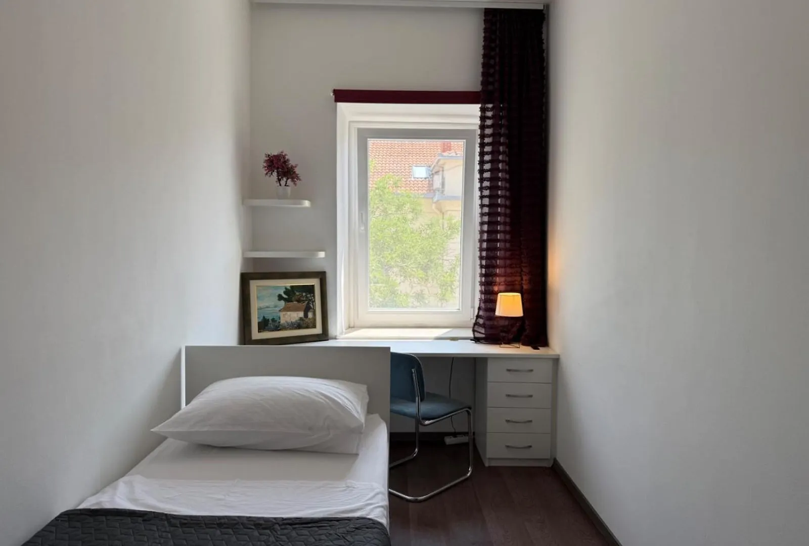 Petrus Superior Apartment - Spacious Three-Room Apartment - Prestigious Location Near Diocletian'S Palace And Bacvice Beach - The Best Restaurants Within Walking Distance - Free Parking Provided スプリト