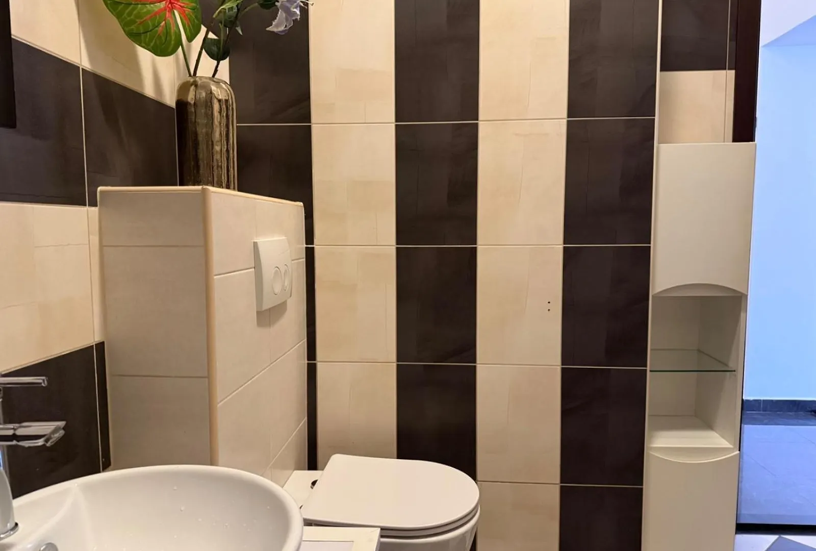 Petrus Superior Apartment - Spacious Three-Room Apartment - Prestigious Location Near Diocletian'S Palace And Bacvice Beach - The Best Restaurants Within Walking Distance - Free Parking Provided Split Horvátország