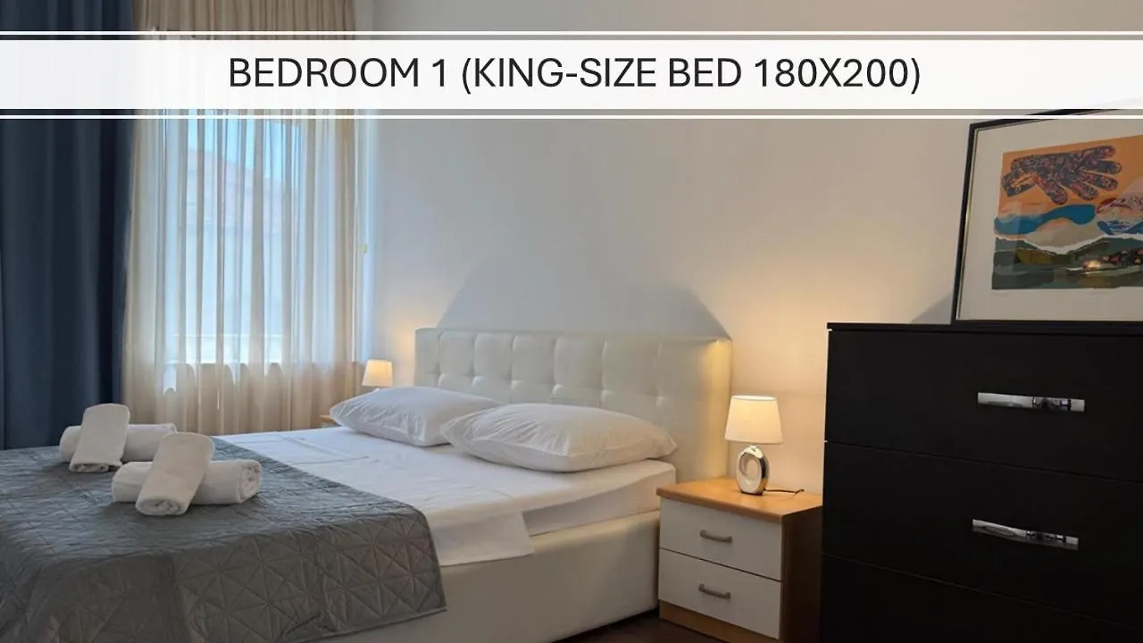 Petrus Superior Apartment - Spacious Three-Room Apartment - Prestigious Location Near Diocletian'S Palace And Bacvice Beach - The Best Restaurants Within Walking Distance - Free Parking Provided Split 0*,  Horvátország