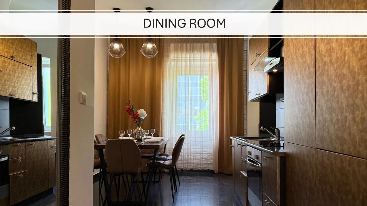 Petrus Superior Apartment - Spacious Three-Room Apartment - Prestigious Location Near Diocletian'S Palace And Bacvice Beach - The Best Restaurants Within Walking Distance - Free Parking Provided Split