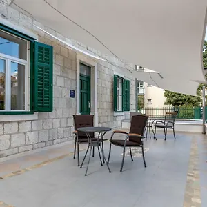 Dzapo Apartment