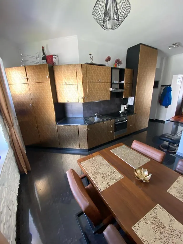 Petrus Superior Apartment - Spacious Three-Room Apartment - Prestigious Location Near Diocletian'S Palace And Bacvice Beach - The Best Restaurants Within Walking Distance - Free Parking Provided Split 0*,  Croatia